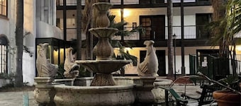 Buena Park Grand Hotel & Suites
