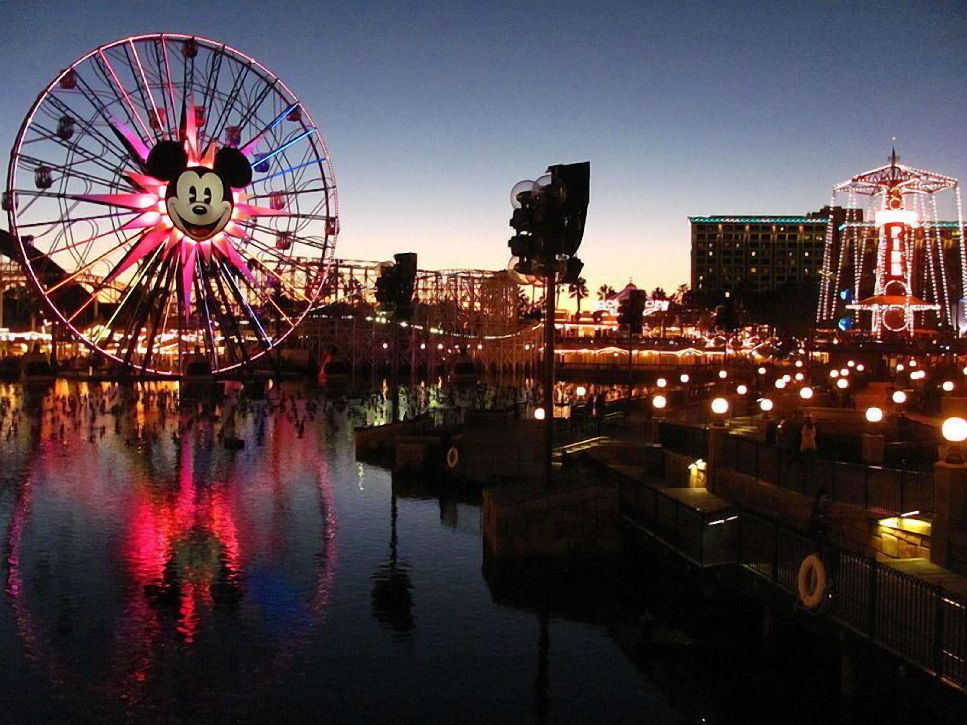 Photo - The Buena Park Grand Hotel & Suites