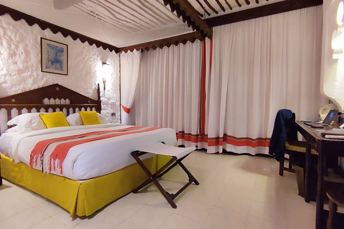 Chambre Deluxe double, vue sur le jardin | Literie de qualité, couette en duvet