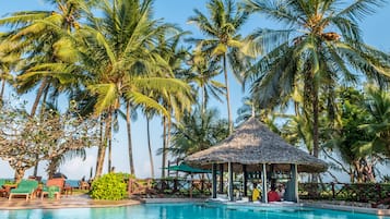 Outdoor pool, sun loungers