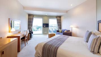 Premium Double or Twin Room, Balcony | In-room safe, individually decorated, individually furnished, desk