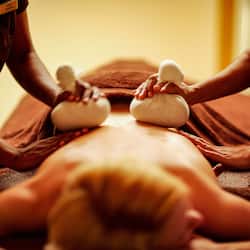 Couples treatment room(s), sauna, steam room, body treatments