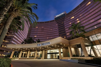 Front of property - evening/night at The Westin Long Beach