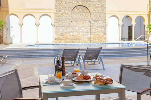 Hotel Macià Alfaros