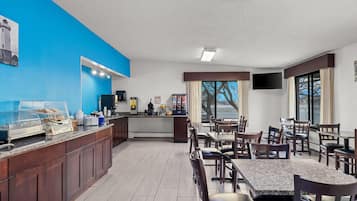 Free daily on-the-go breakfast