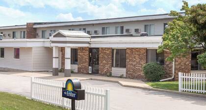 Days Inn by Wyndham Fond du Lac