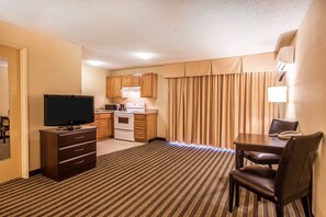 Efficiency, Standard Room, 1 Queen Bed, Non Smoking