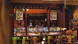 Bar (on property) - Hotel Principe Di Savoia (Milan)