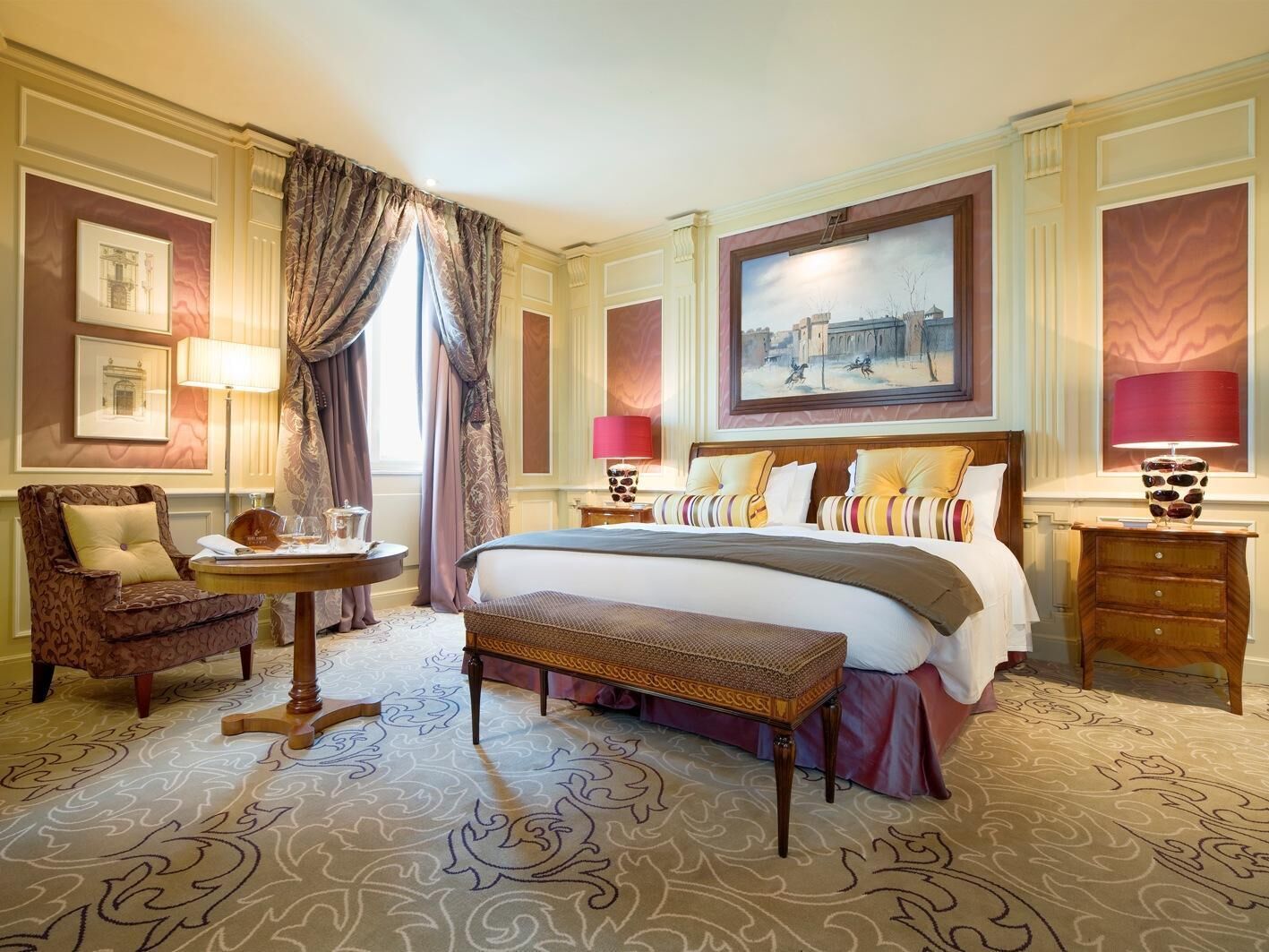 Premium bedding, down duvets, minibar, in-room safe