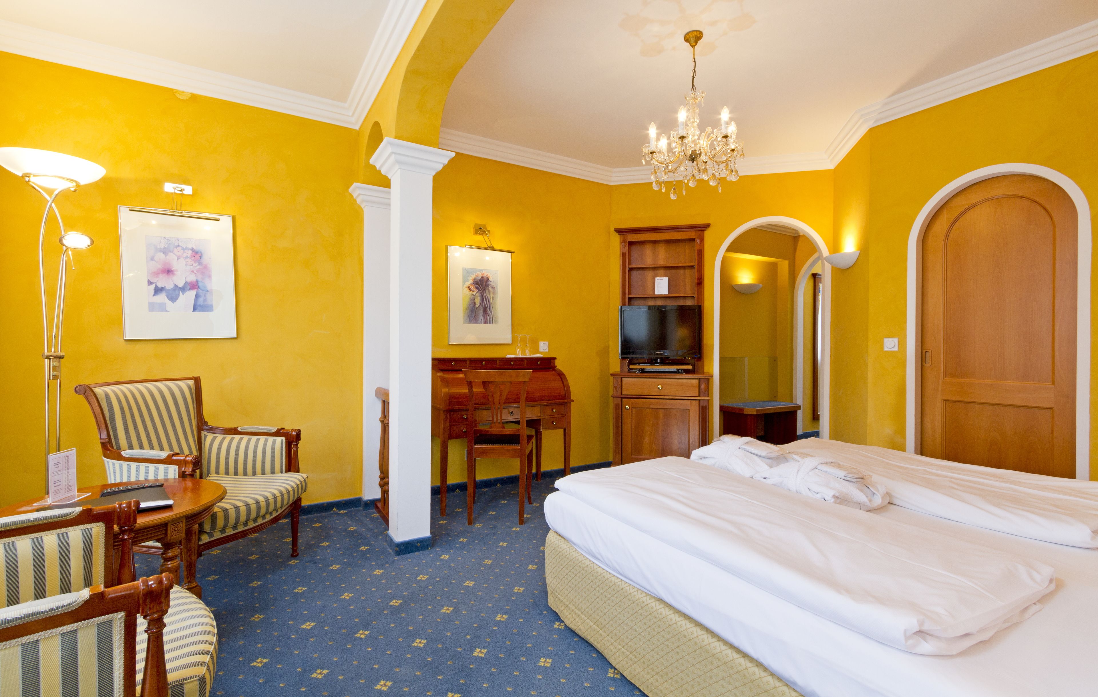 superior double room, balcony, mountain view | hypo-allergenic bedding, in-room safe, blackout curtains, soundproofing