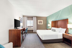 Hypo-allergenic bedding, blackout drapes, iron/ironing board