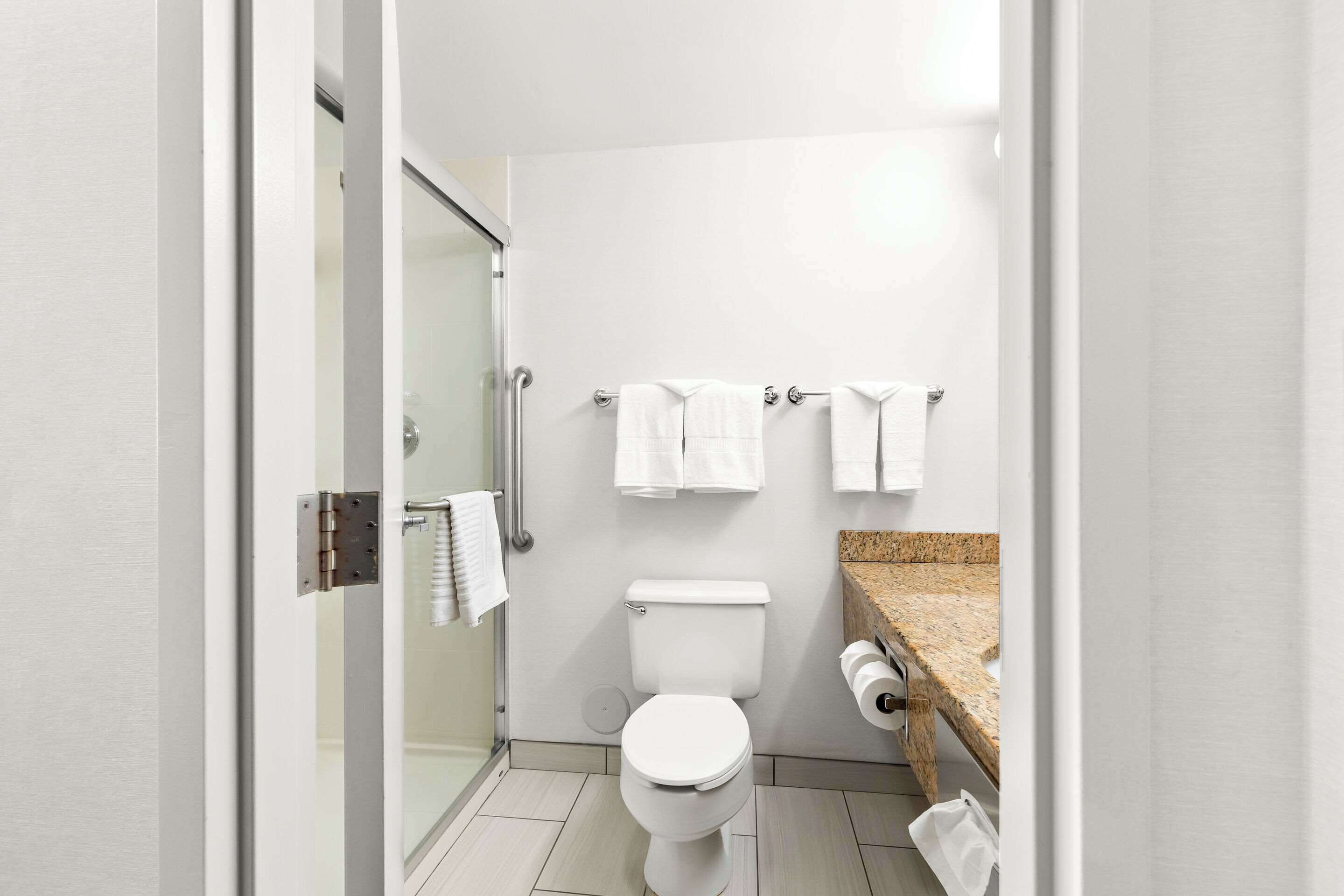 1 bedroom, hypo-allergenic bedding, blackout curtains