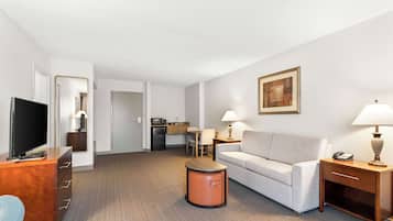 1 habitación, ropa de cama hipoalergénica y cortinas blackout