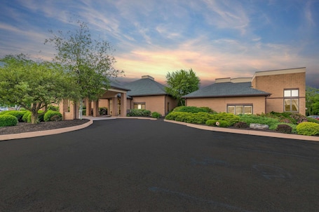 Exterior. Comfort Inn Pocono Lakes Region