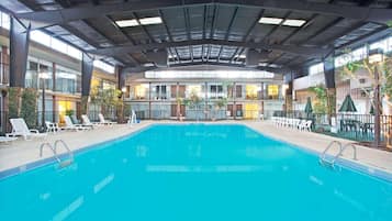 Indoor pool, outdoor pool