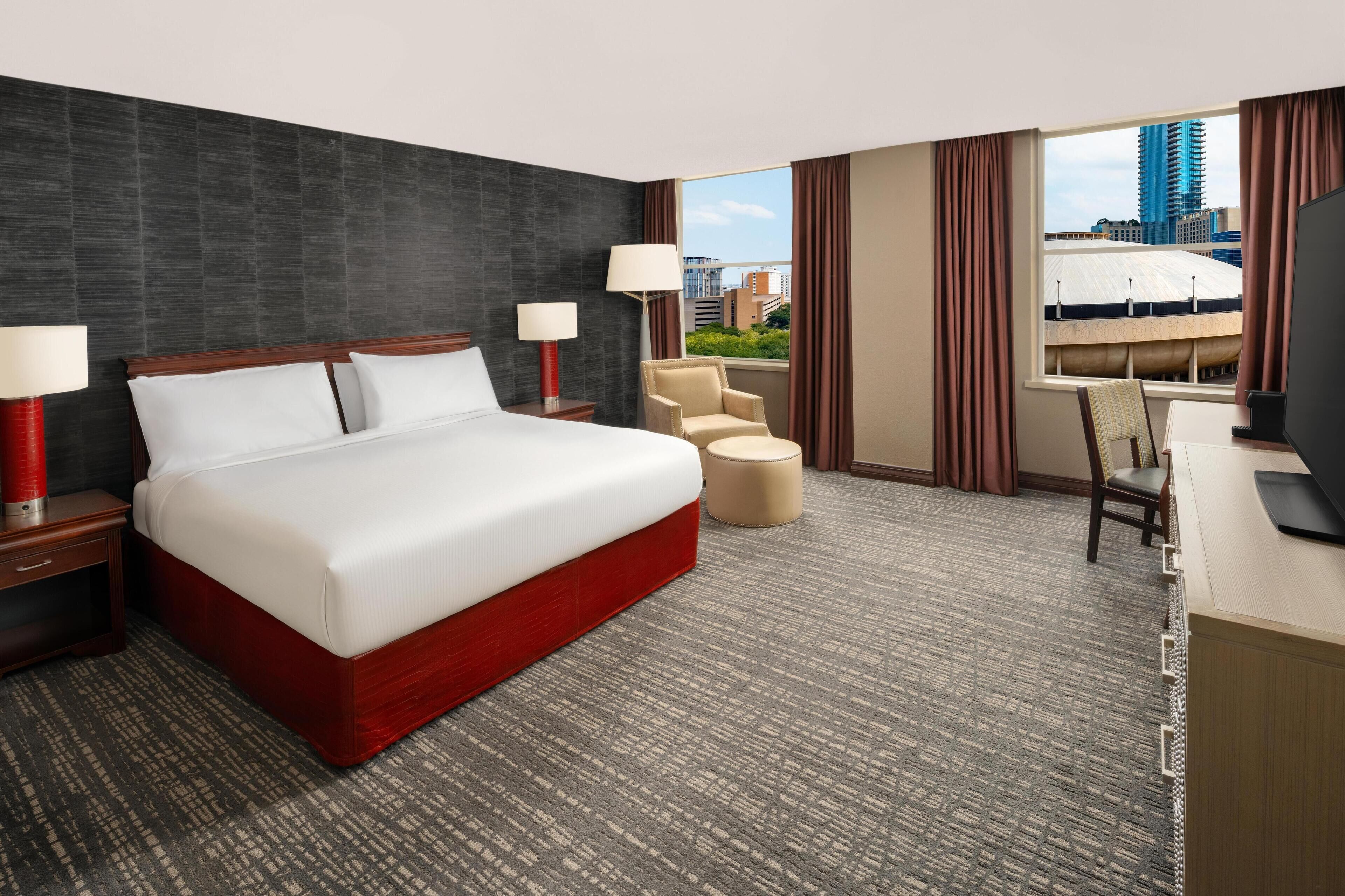 Room, 1 King Bed | View from room