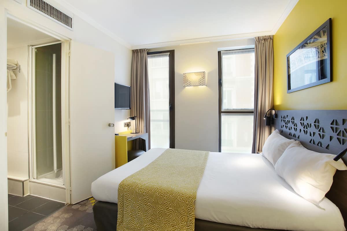 Coffres-forts dans les chambres, bureau, chambres insonorisées