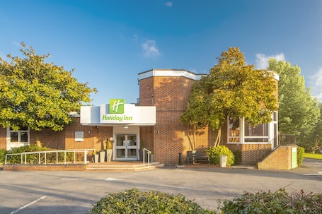 Exterior. Holiday Inn Basingstoke by IHG