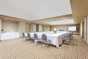 Meeting facility - Super 8 by Wyndham Abbotsford BC (Abbotsford)