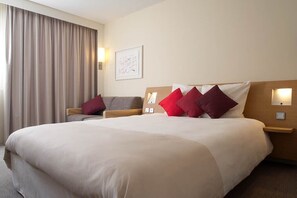 Standard Room, 1 Queen Bed with Sofa bed