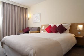 Standard Room, 1 Queen Bed with Sofa bed