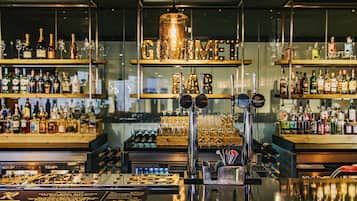 Bar (in der Unterkunft)