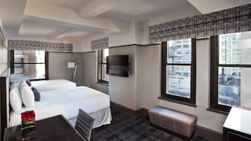 Premier Room, 2 Queen Beds, Corner