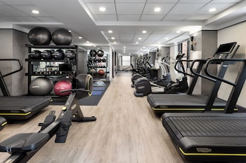 Fitness center at Park Central Hotel New York