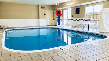 Indoor pool, open 8:00 AM to 10:00 PM, sun loungers