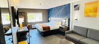 Comfort Suites Terre Haute University Area