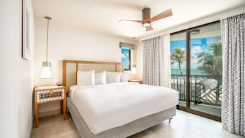 ADA Ocean View King Suite | Hypo-allergenic bedding, pillowtop beds, laptop workspace