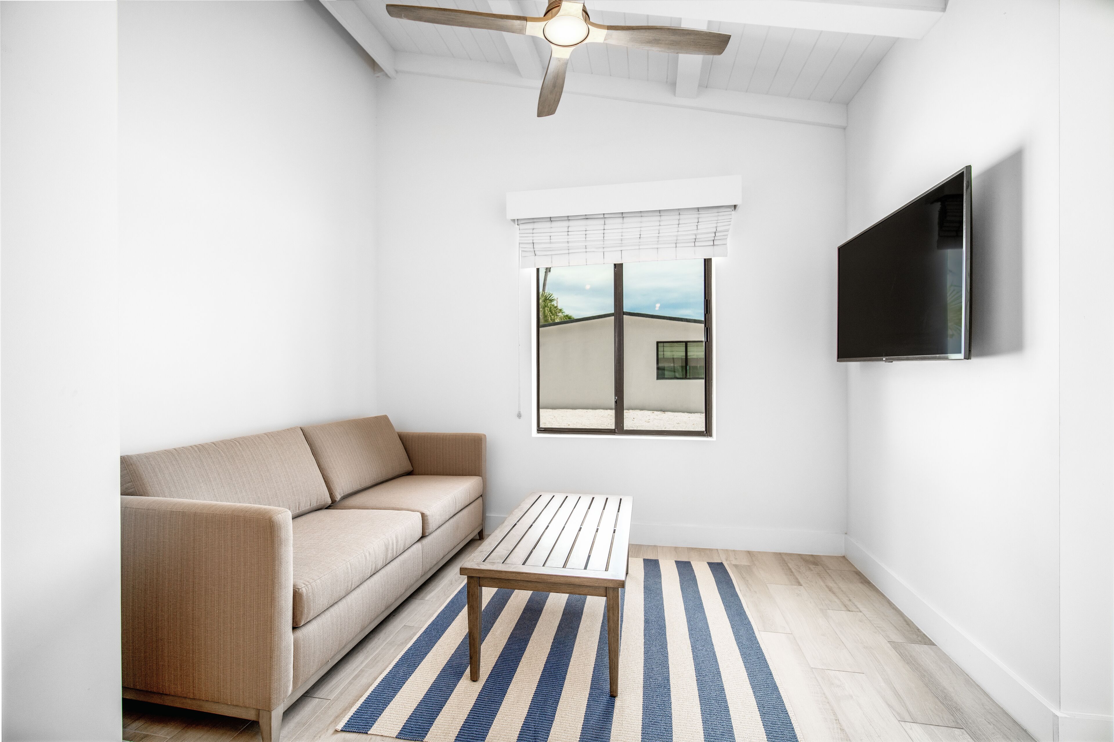 Vila premium, 1 quarto, cozinha americana | Área de estar | TV de tela plana 43 polegadas com canais a cabo, TV