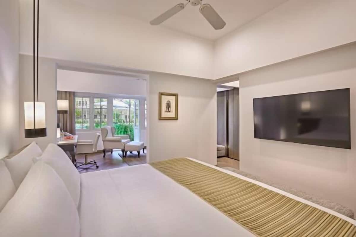 1 bedroom, in-room safe, desk, iron/ironing board