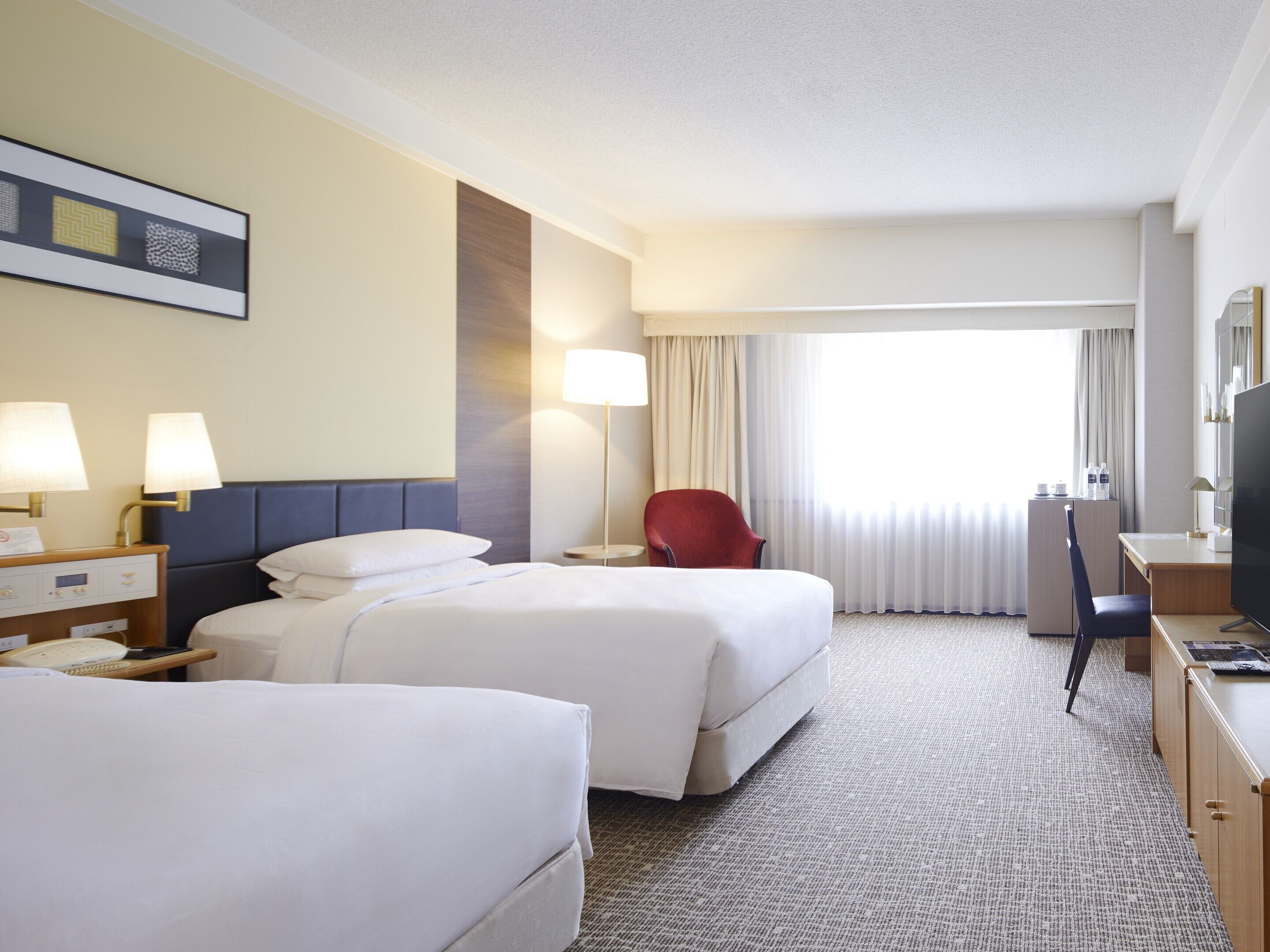 Zimmersafe, Schreibtisch, Bügeleisen/Bügelbrett, kostenloses WLAN