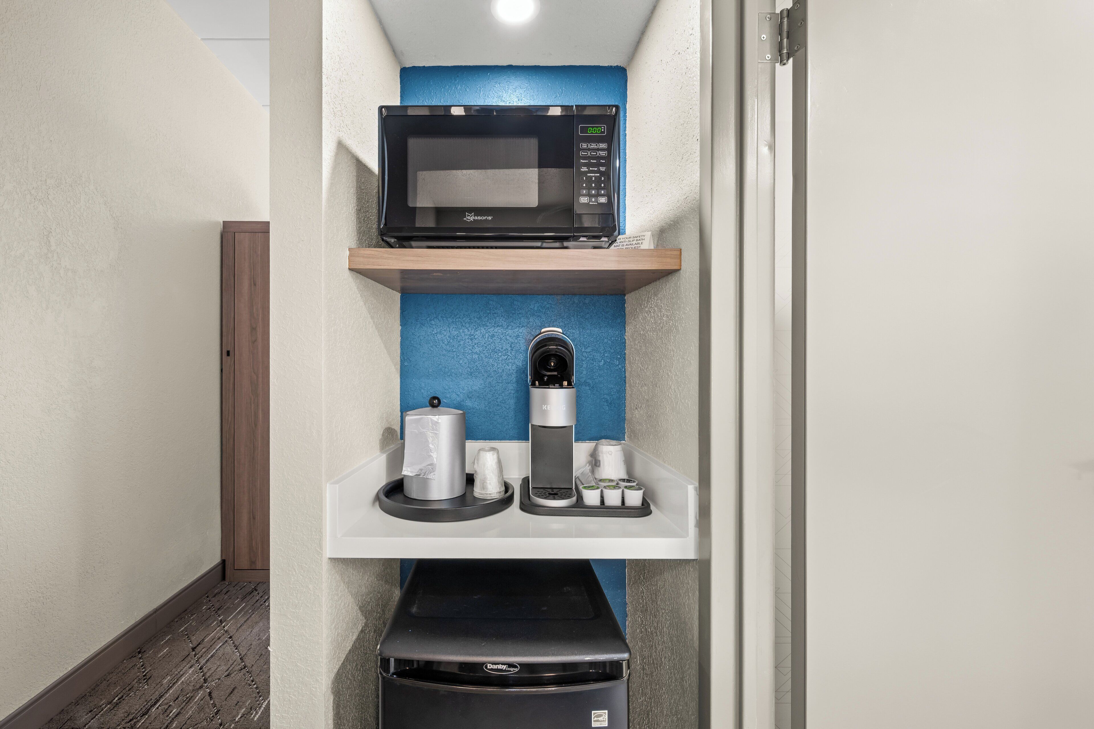 standard room, 1 king bed | room amenity