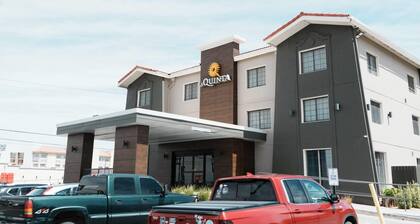 La Quinta Inn by Wyndham Albuquerque Airport