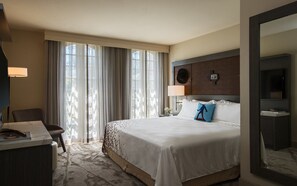 Presidential Suite, 1 Bedroom, Non Smoking (1 King Bed) | Premium bedding, pillowtop beds, in-room safe, desk - Casa De Palmas, Trademark Collection by Wyndham (McAllen)