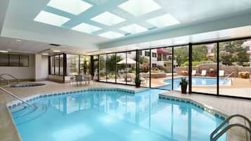 Indoor pool, seasonal outdoor pool, sun loungers