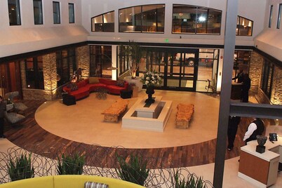 Embassy Suites by Hilton Detroit Metro Airport