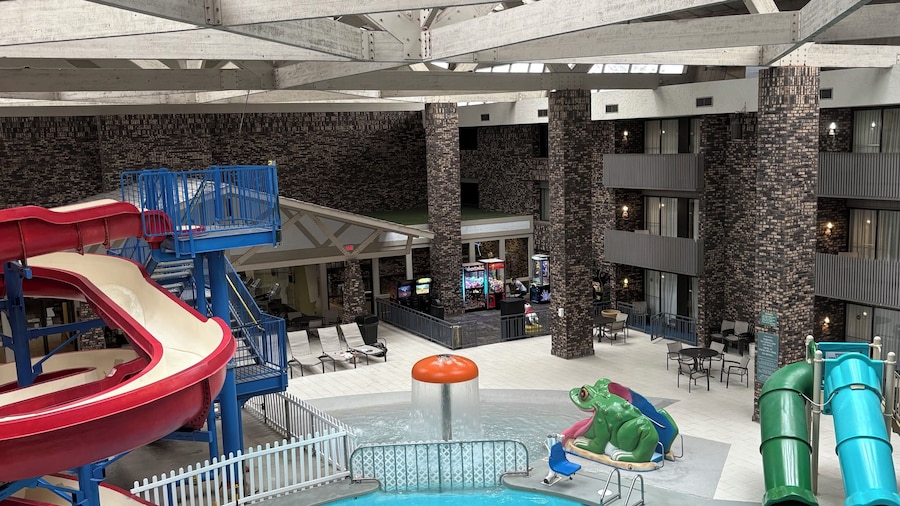 Bismarck Hotel and Conference Center