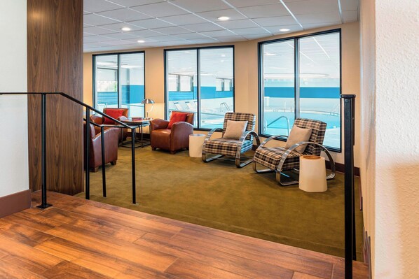 Interior - Royle Hotel Milwaukee Airport (Milwaukee)