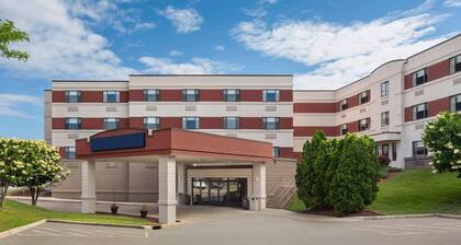 Royle Hotel Milwaukee Airport