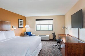 Premium bedding, iron/ironing board, free cribs/infant beds