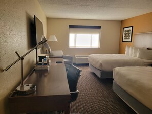 Premium bedding, iron/ironing board, free WiFi, bed sheets