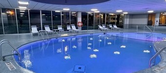 Royle Hotel Milwaukee Airport