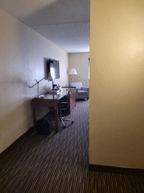 Ropa de cama de alta calidad y tabla de planchar con plancha 