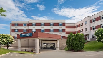 Royle Hotel Milwaukee Airport