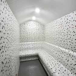 Salas de tratamiento para parejas, sauna y baño de vapor