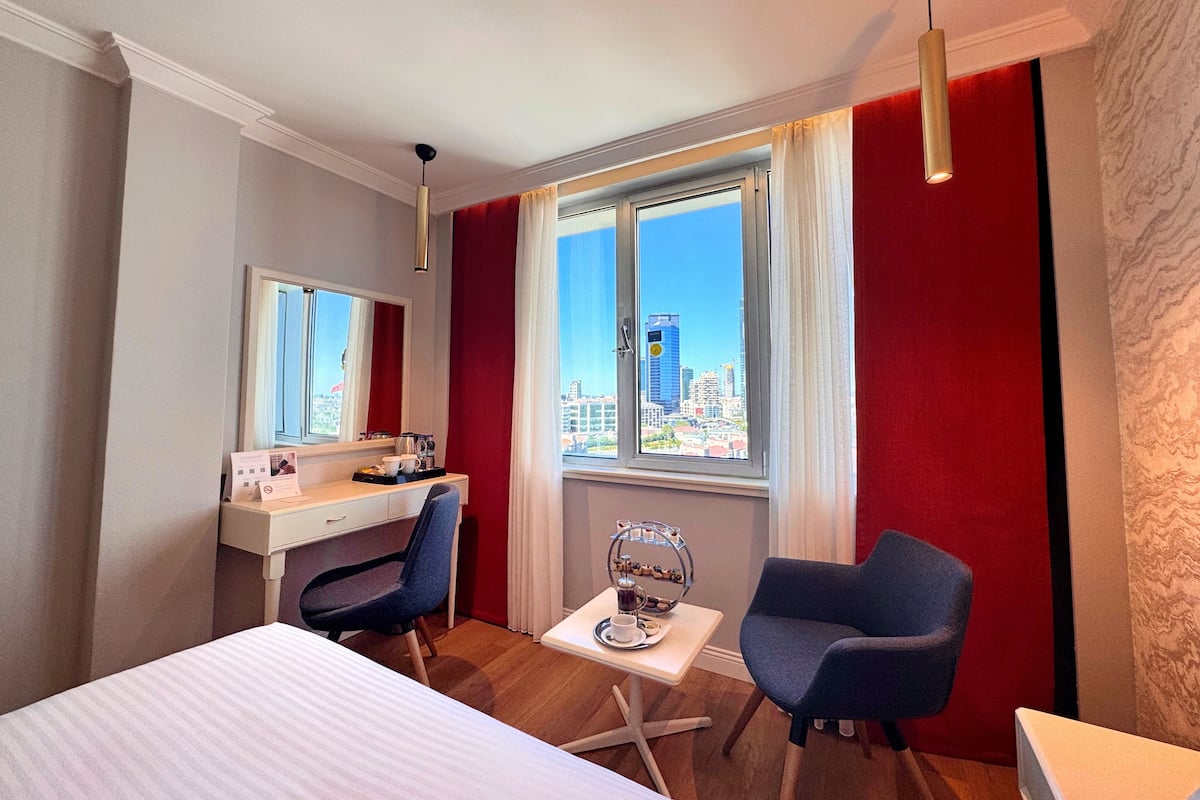 Superior Twin Room - Free SPA Access | 1 bedroom, premium bedding, in-room safe, desk
