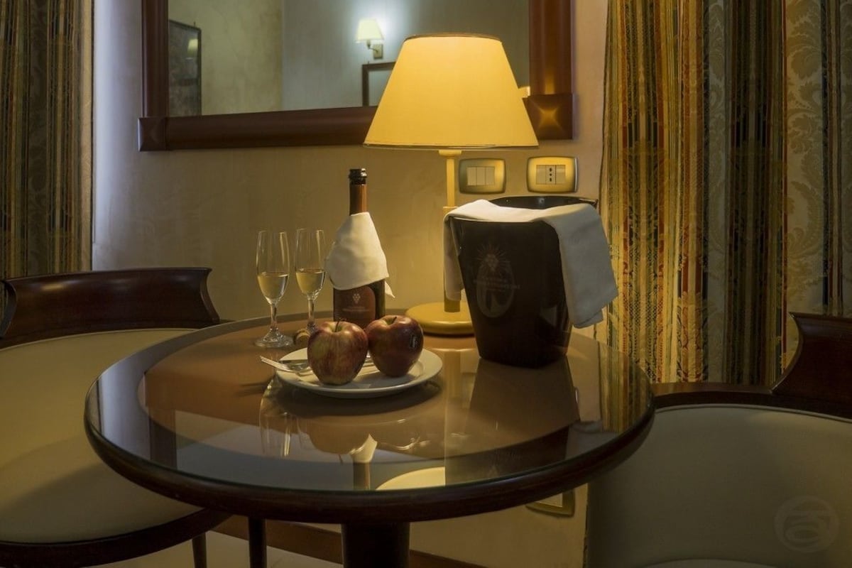 Superior Double Room | Minibar, in-room safe, desk, soundproofing